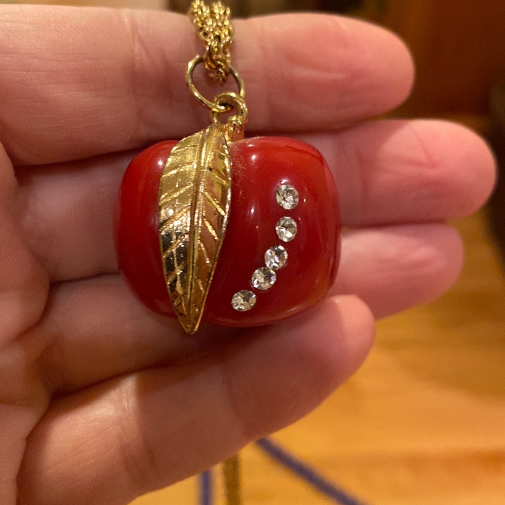 Gold chain apple pendant